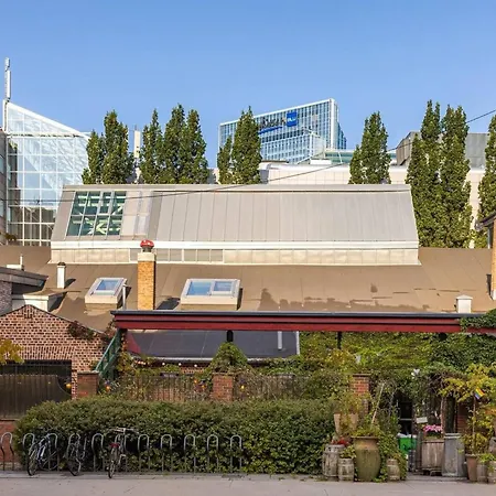 Διαμέρισμα Charming With Balcony Rooftop Access *