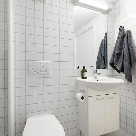 Charming With Balcony Rooftop Access דירה *
