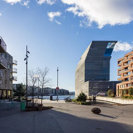 Charming With Balcony Rooftop Access * Oslo