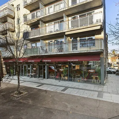 דירה Charming With Balcony Rooftop Access אוסלו